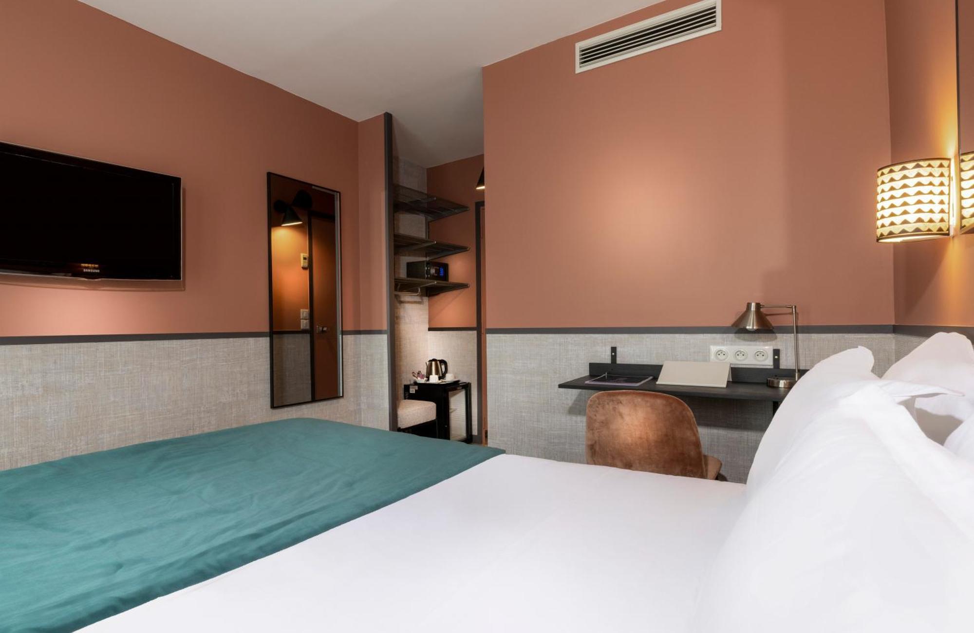 Superior Double Room,1558251022:JPEG